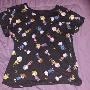 Women’s peanuts top